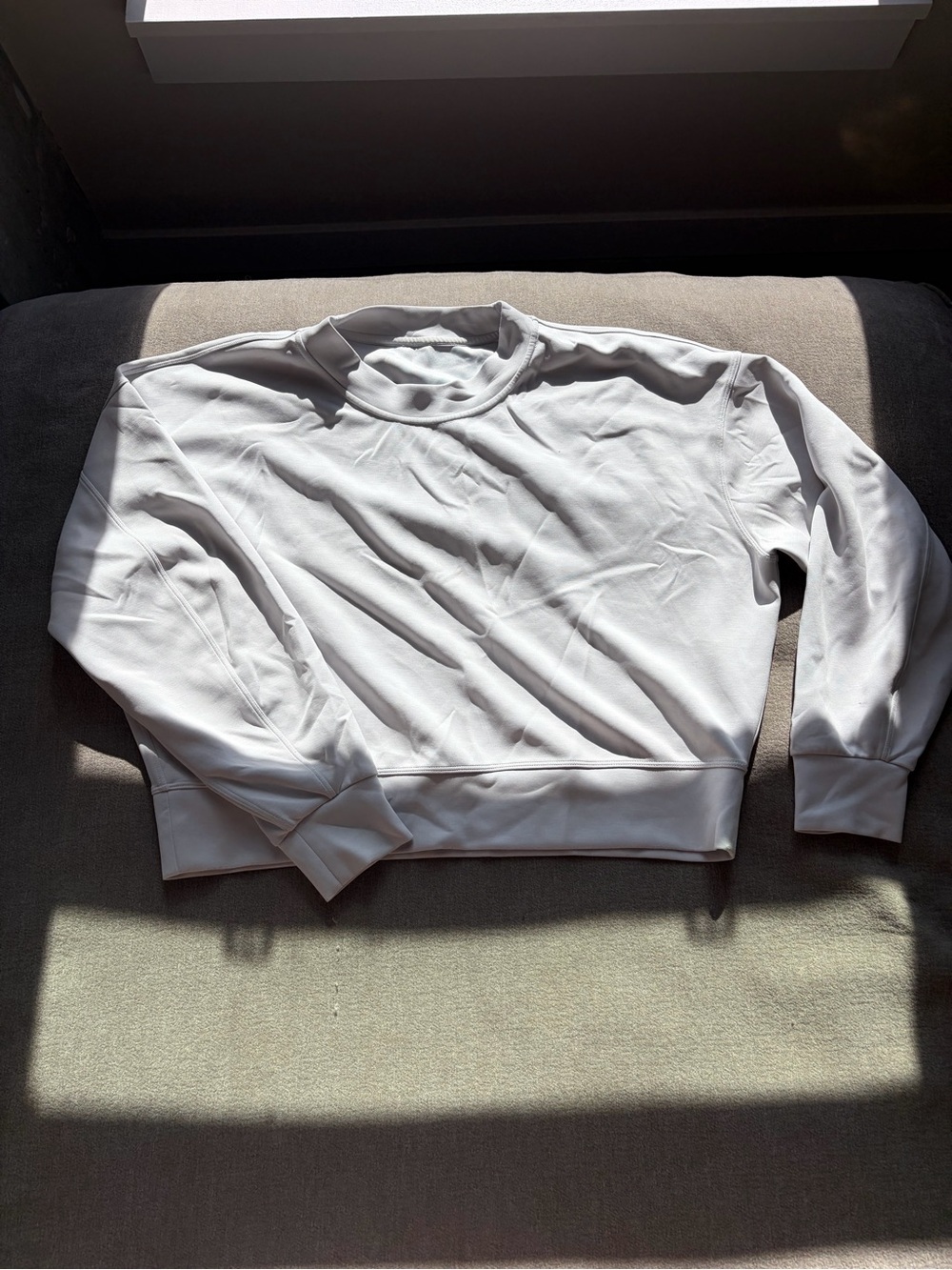 White LuluLemon Perfectly Oversized Crop
Crew Softstreme